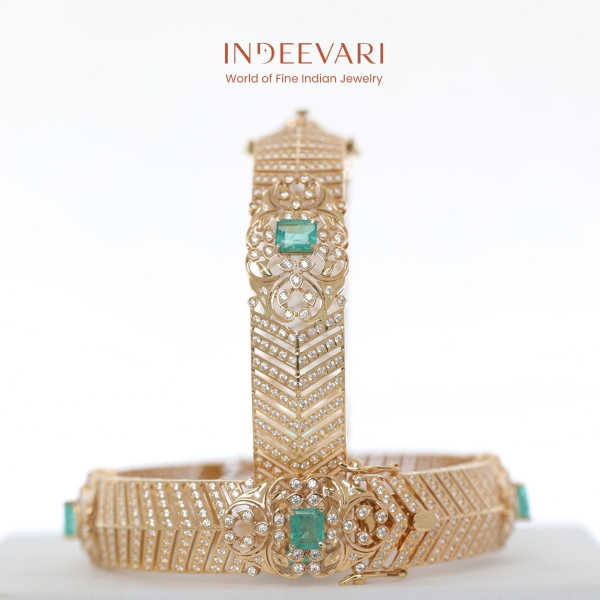 Emerald Chevron CZ Bangle – 18kt Rose Gold Finish Openable Bangle