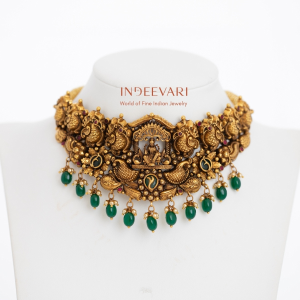 Vaidehi Nakshi Choker