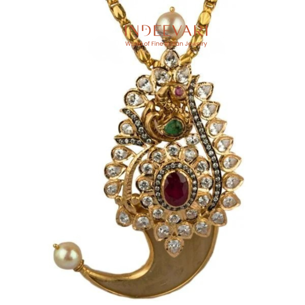 Radiant Tiger Nail PEndant