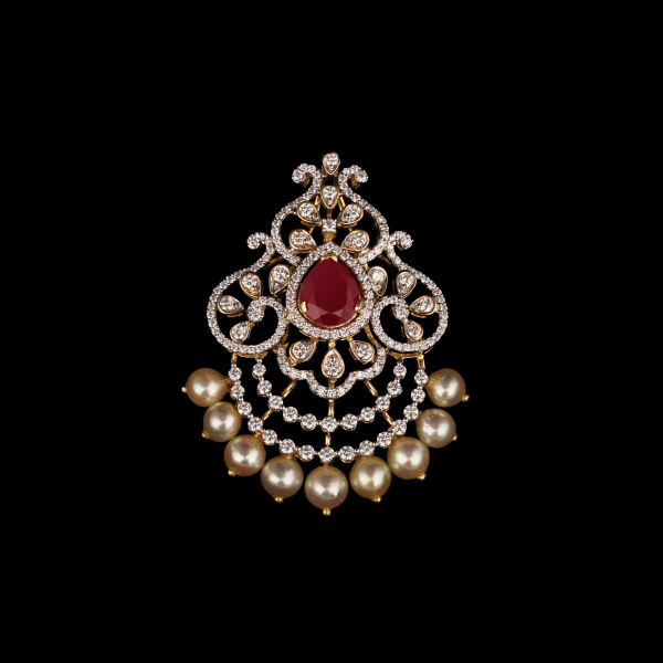 Ednita Diamond Pendant