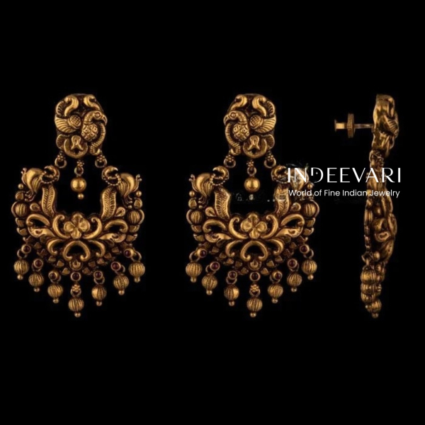 Mayurika Deep Nakas Chandbali
