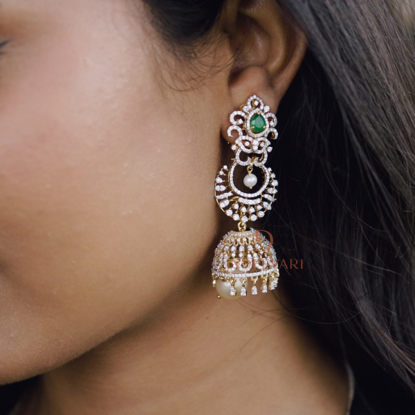 Vedika Diamond Earrings 