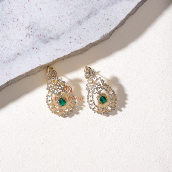 Vedhika Diamond Earrings