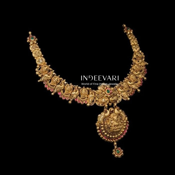 Traditional Precious Neckpiece