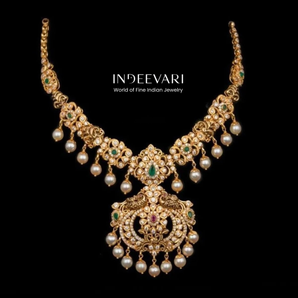 Spectacular Pearly Necklace With Cubic Zirconia