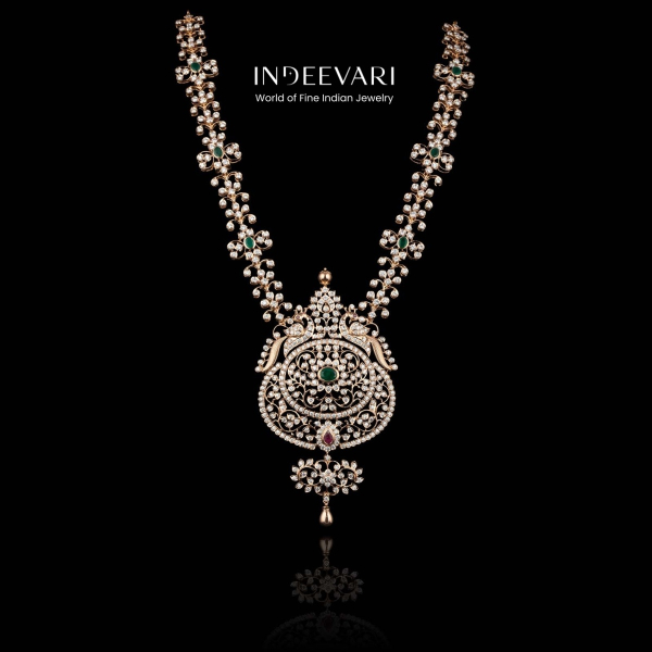 Arika Diamond Necklace