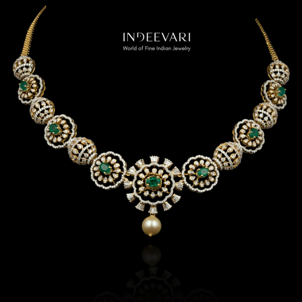 Felisha Flower Diamond Necklace