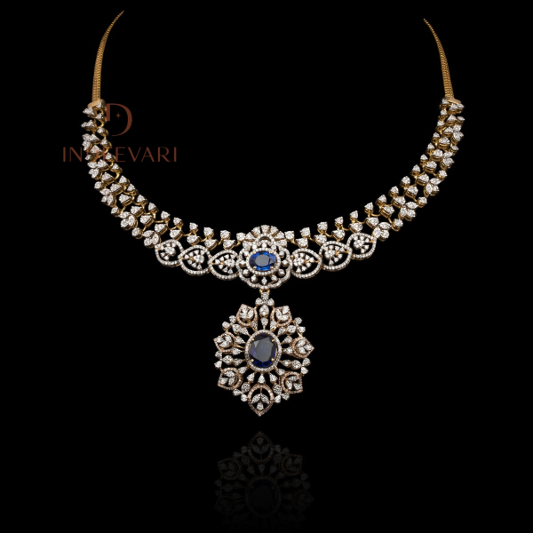 Iyka Diamond Necklace