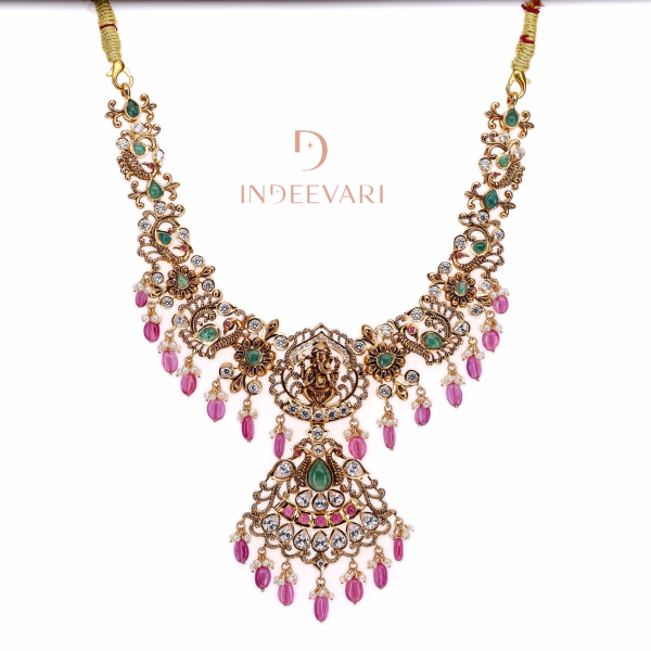 Majestic Ganesha Pachiwork Necklace
