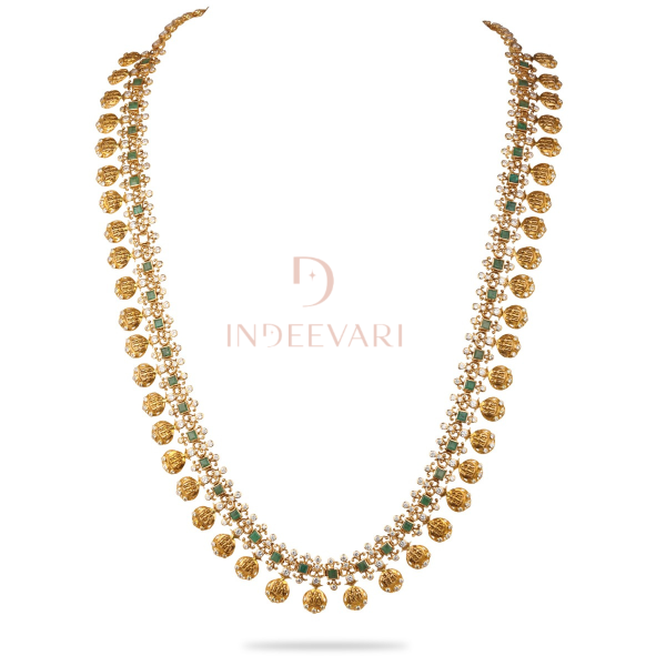 Ashruth Pachiwork necklace