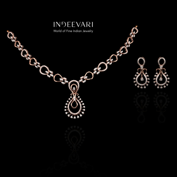 Willow Diamond Necklace Set