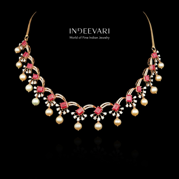 Sway Diamond Necklace