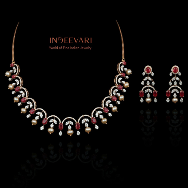 Nia Diamond Necklace