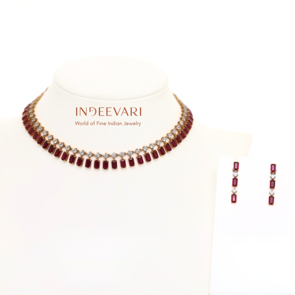 Varnika Dazzle Necklace Set