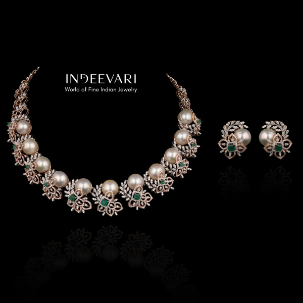 Elakshi Diamond Necklace
