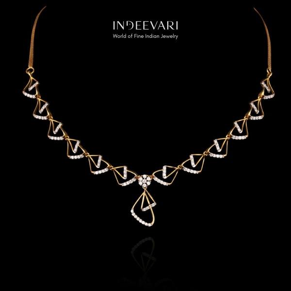 Mihika Diamond Necklace