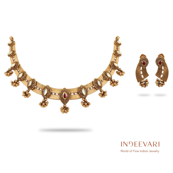 Vrusha Kundan Antique Necklace Set