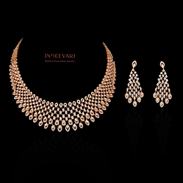 Era Diamond Necklace Set