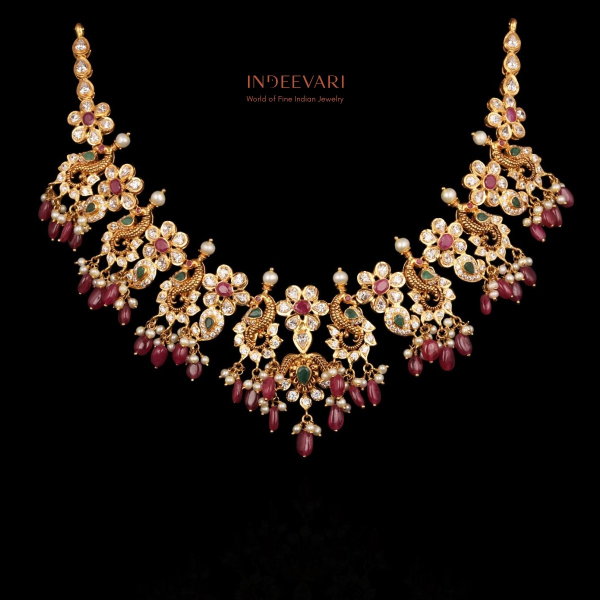 Reva Pachiwork Necklace 