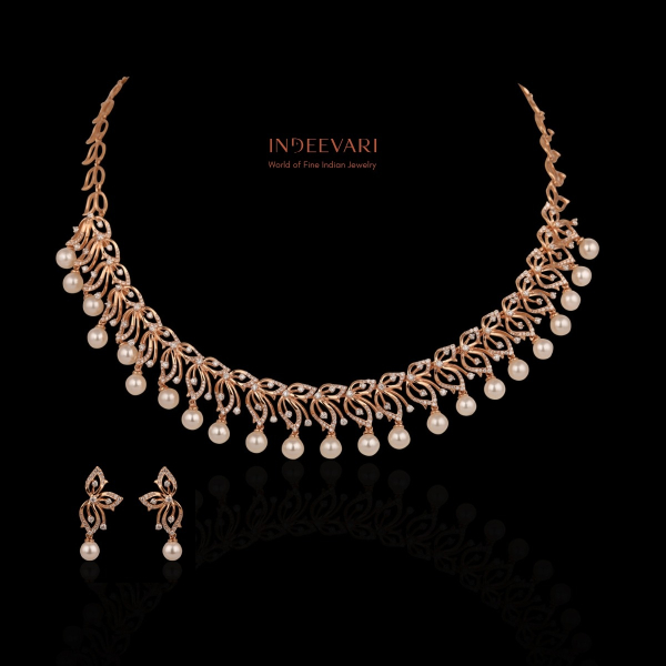 Samyukta Diamond Necklace Set