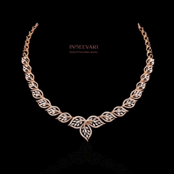 Aryahi Diamond Necklce set