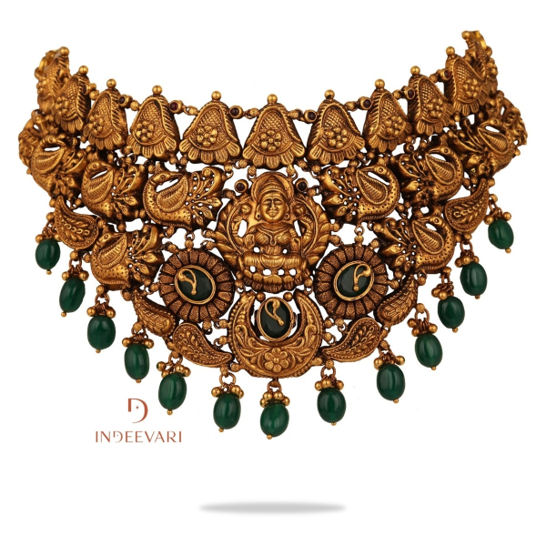 Teertha Nakashi Choker