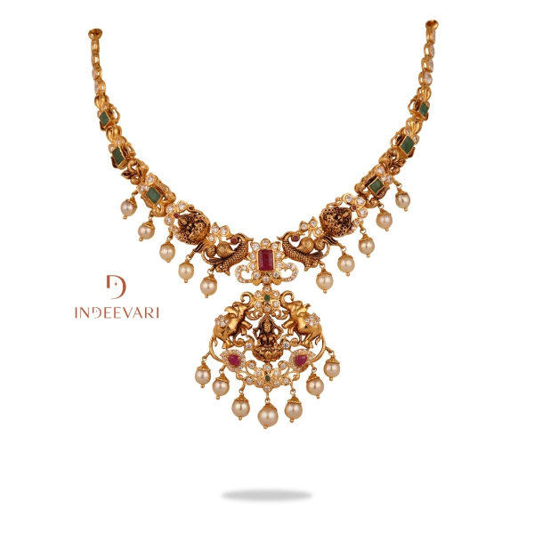 Yashi Pachiwork Necklace 