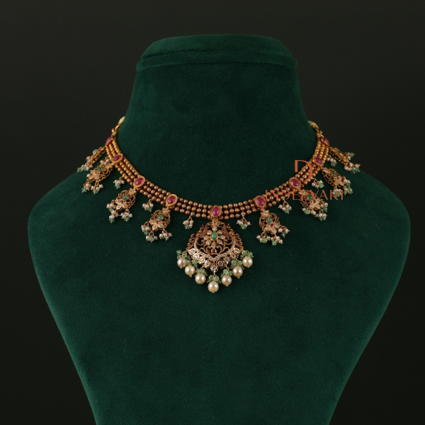 Vikasini Emerald & Pearl Necklace