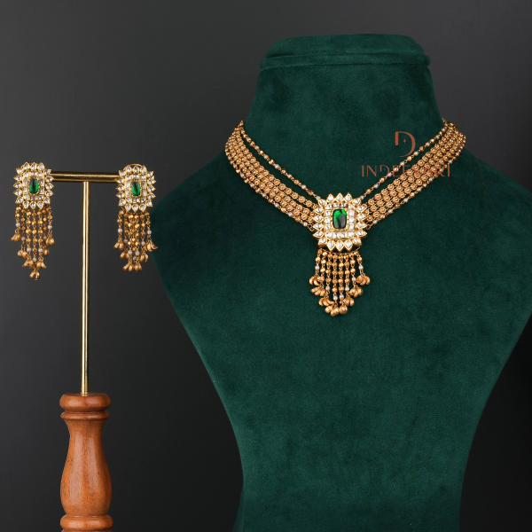 Hanshika Moissanite & Kundan Necklace Set