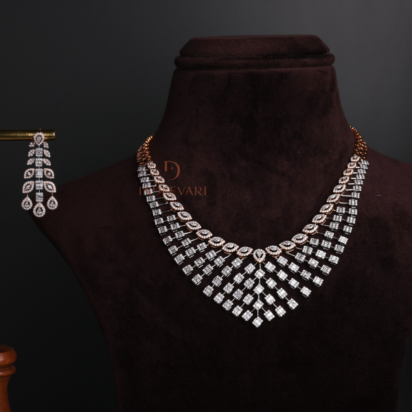 Kanisha Chandelier Diamond necklace set