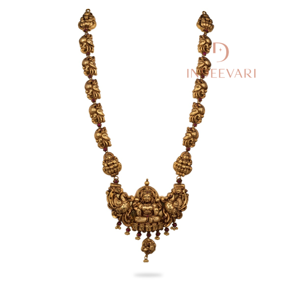Splendid Nakashi Handmade Necklace