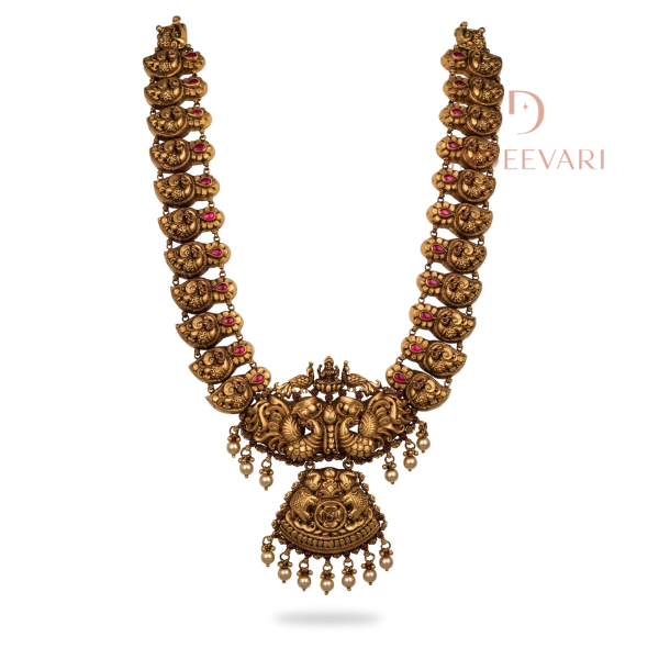 Luxurious Nakashi Handmade Necklace