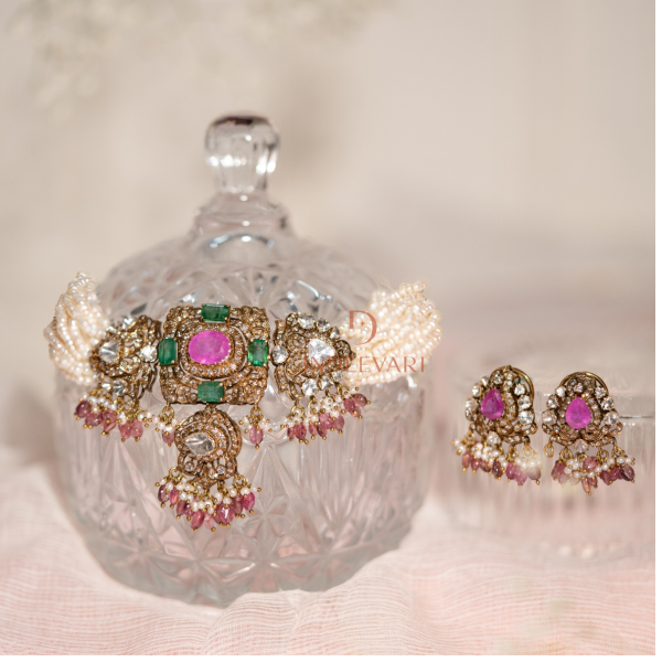 Victorian Treasures Diamond Necklace Set