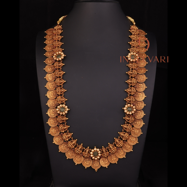 Devi Royal Nakshi Kasumala