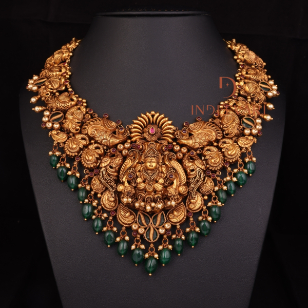 Devi Classic Mayuri Necklace