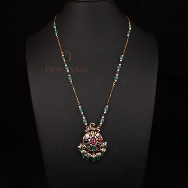 Peira Victorian Necklace