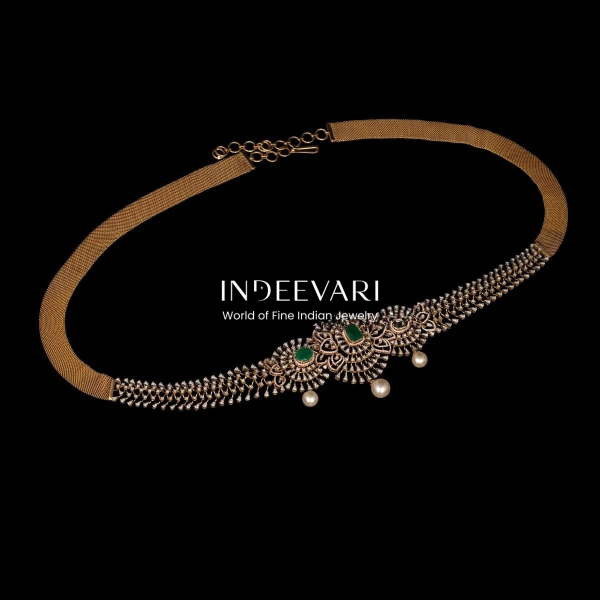 Smart And Glamorous Diamond Belt