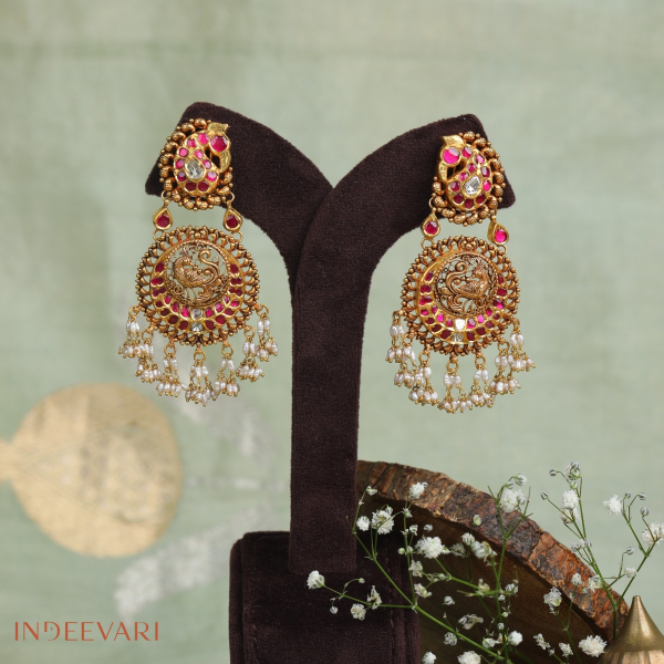 Moor Heritage Kundan Earrings